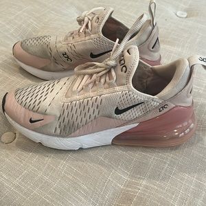 Nike Air Max size 7.5
